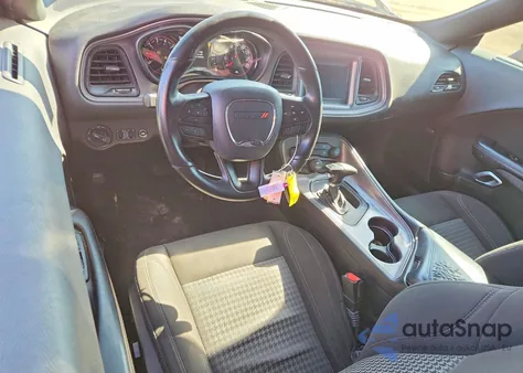 2023 Dodge Challenger Sxt z USA, uszkodzony, nr VIN 2C3CDZAG3PH602564